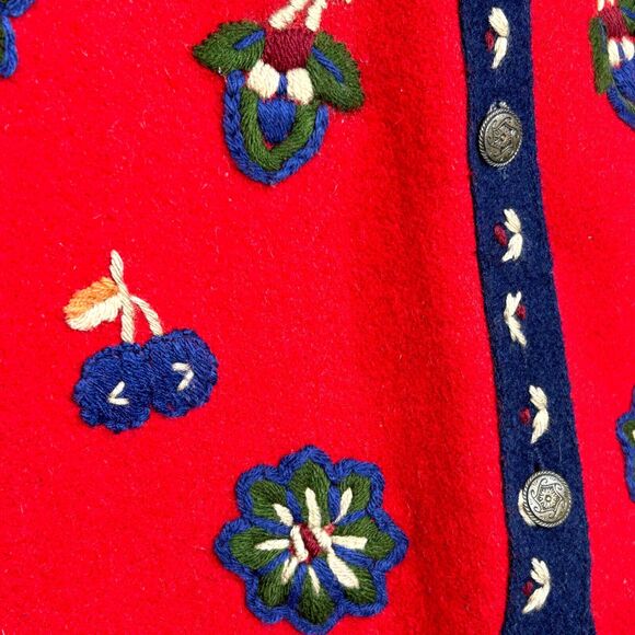 Erika Classics Wool Blend Vest Womens Sz L Metal Button Red Floral Embroidery - Picture 9 of 11